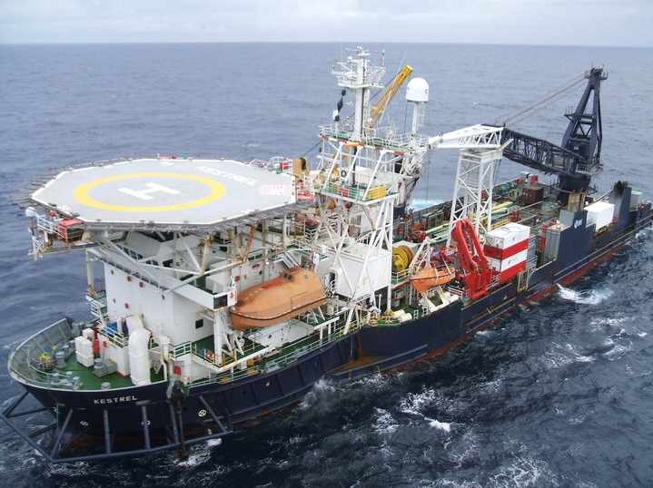DSV Kestrel